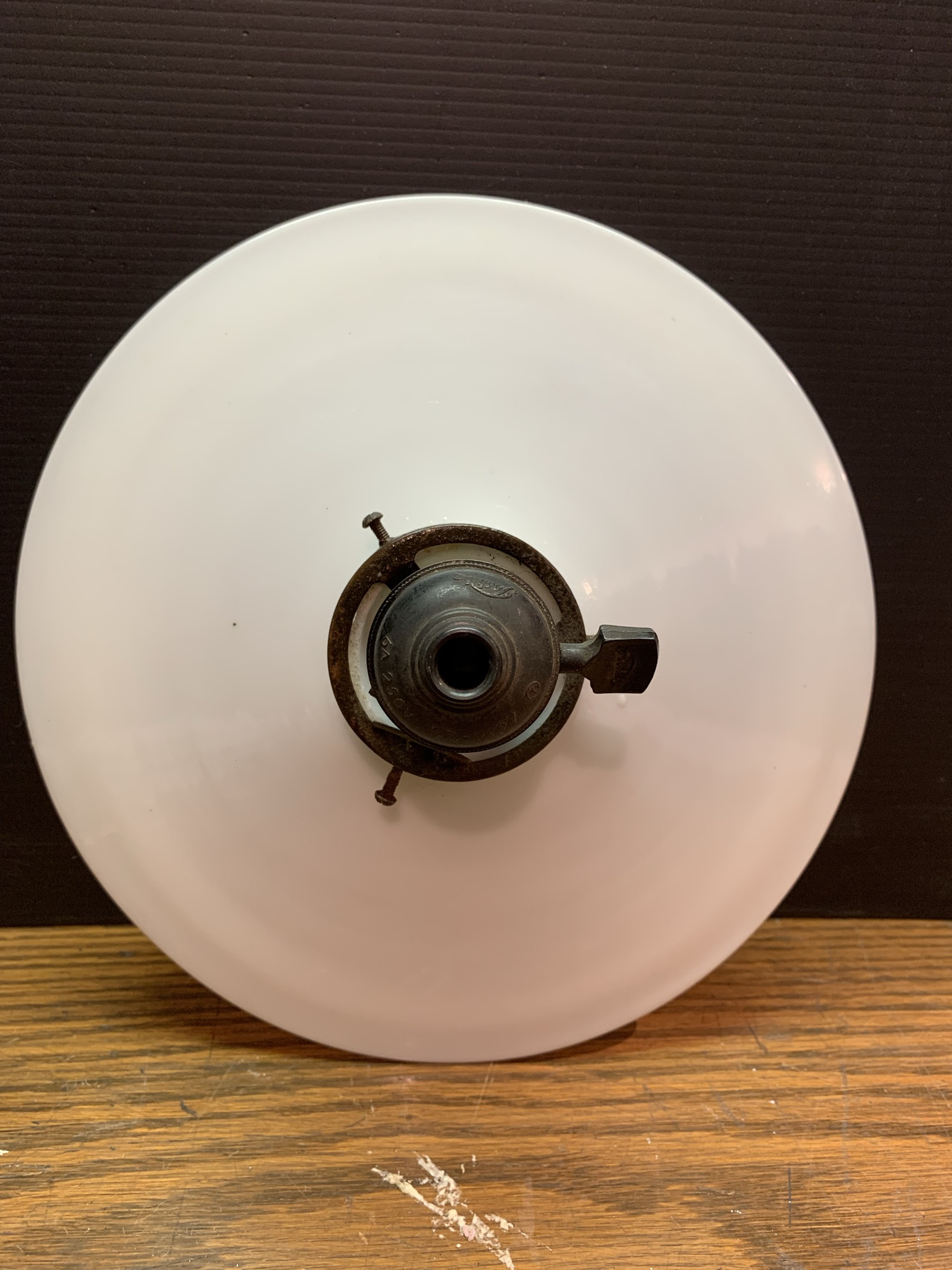 Den gasp flat lamp shade